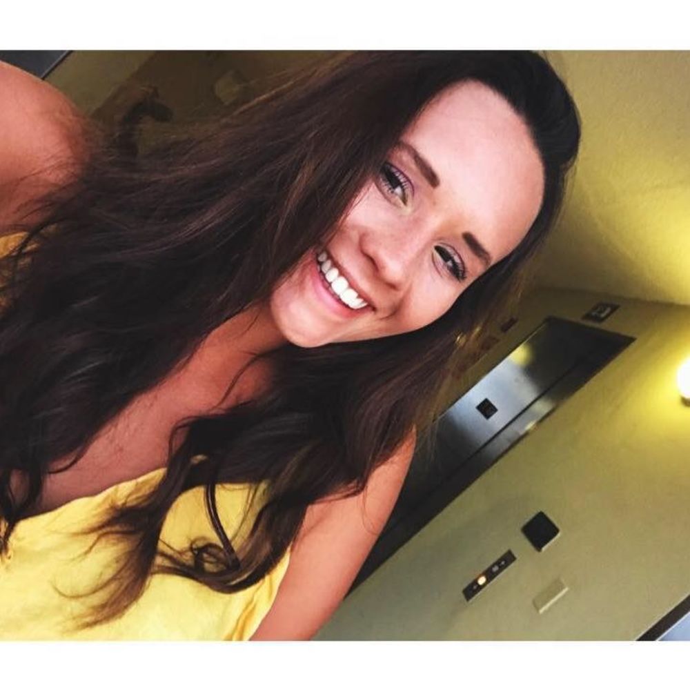 Meet your Posher, Hannah